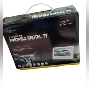 New Video IView 780PTV 7" LCD Portable Digital Car TV with USB and SD Card Slot.